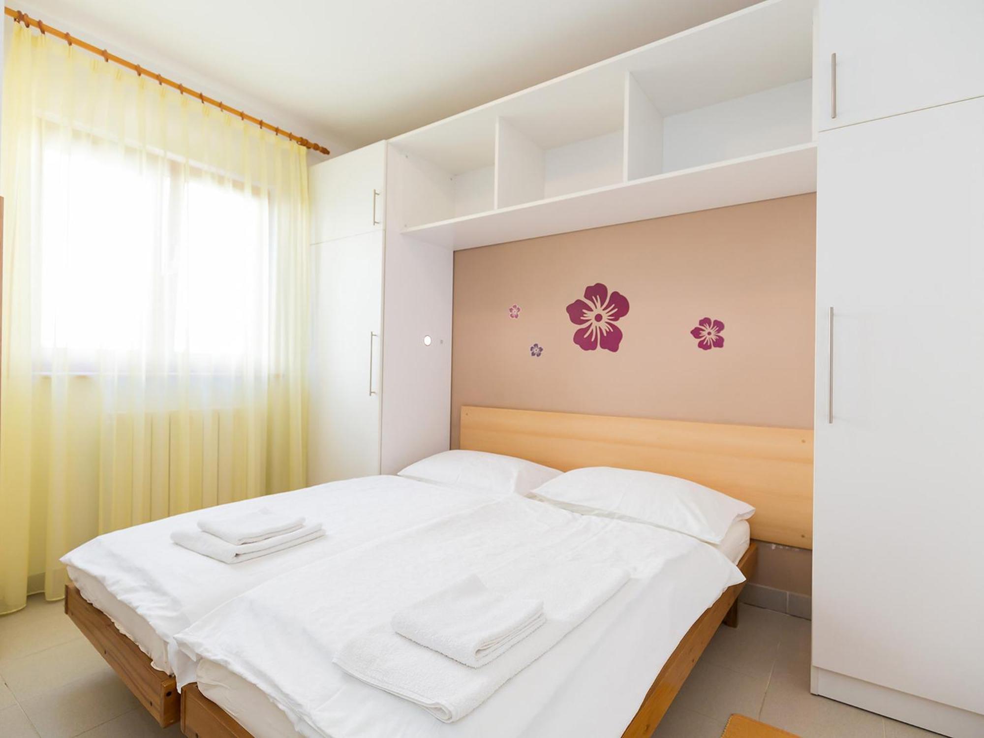 Ulika Rooms & Apartments ポレッチ エクステリア 写真