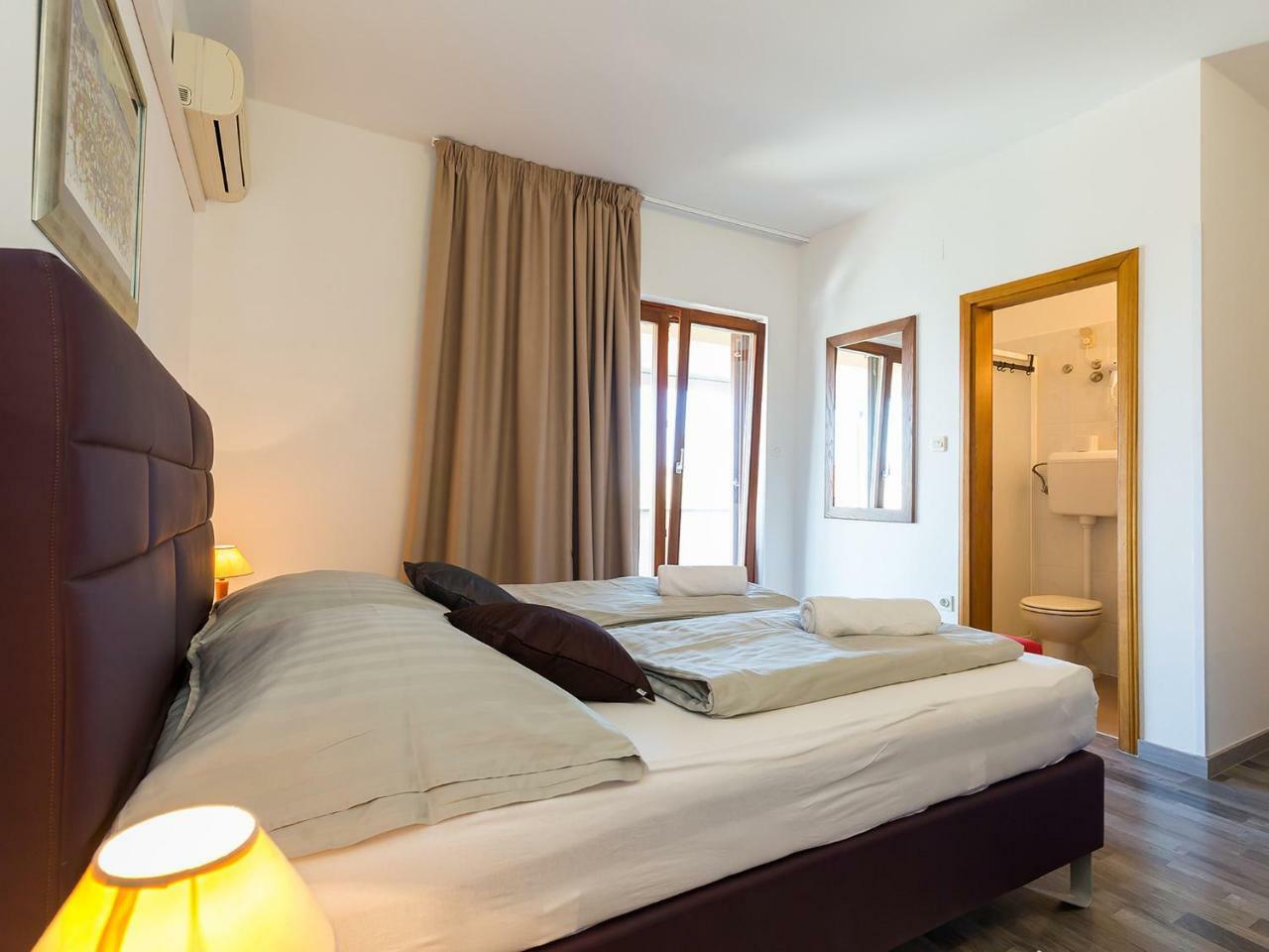 Ulika Rooms & Apartments ポレッチ エクステリア 写真